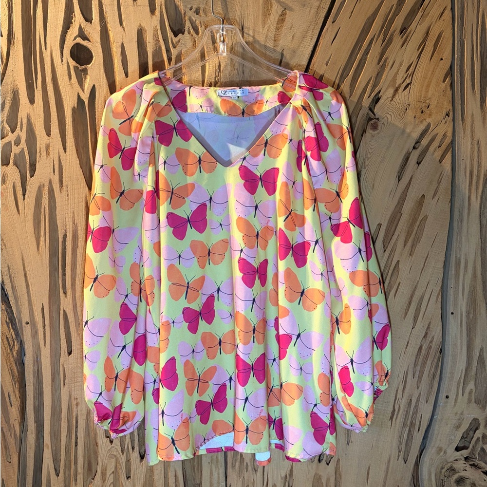 Cezele butter yellow butterfly print blouse Size M
